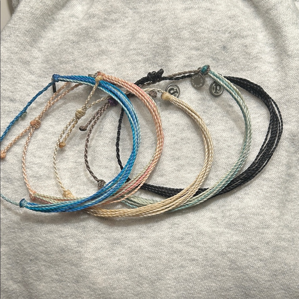 5 Pura Vida Bracelets